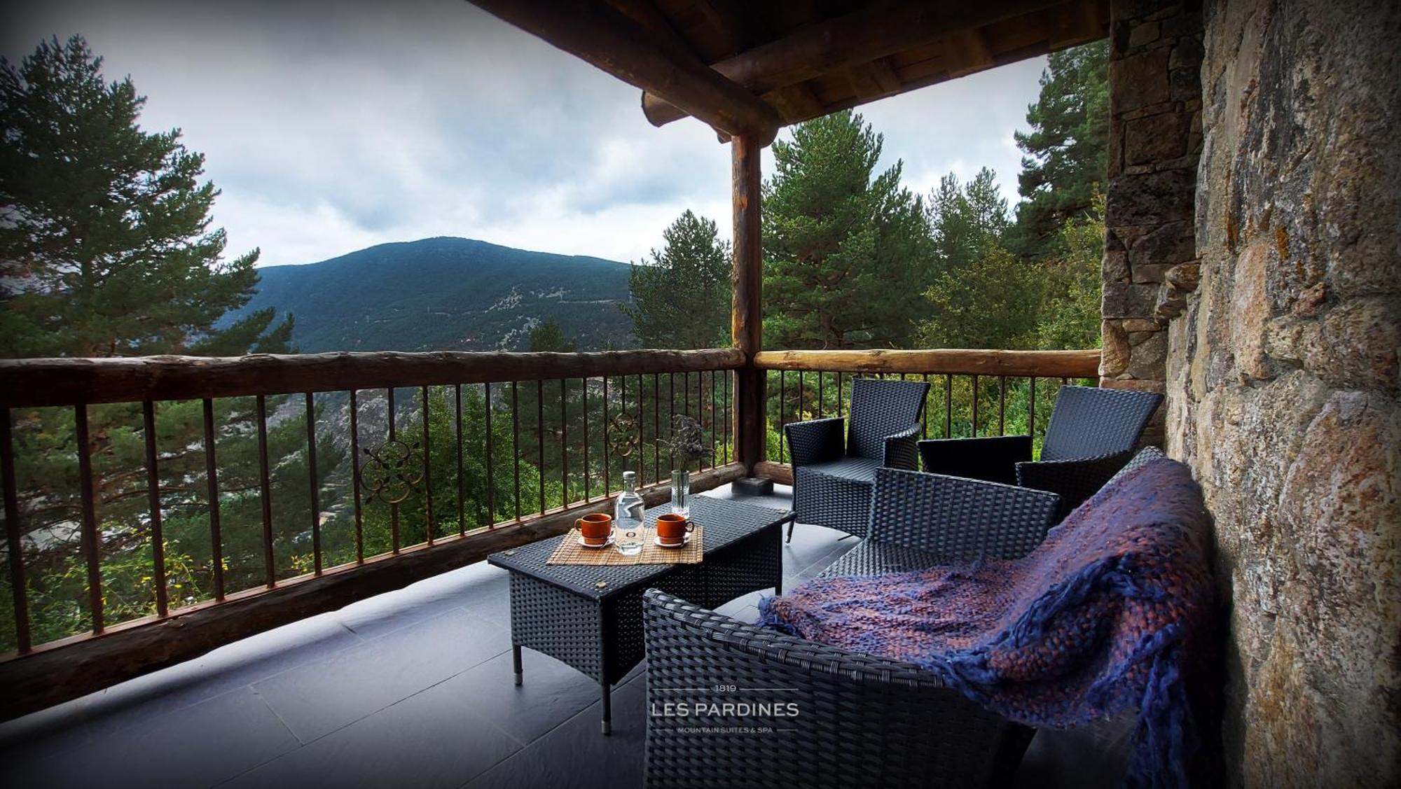 Les Pardines 1819 Mountain Suites & Spa Encamp Exterior foto